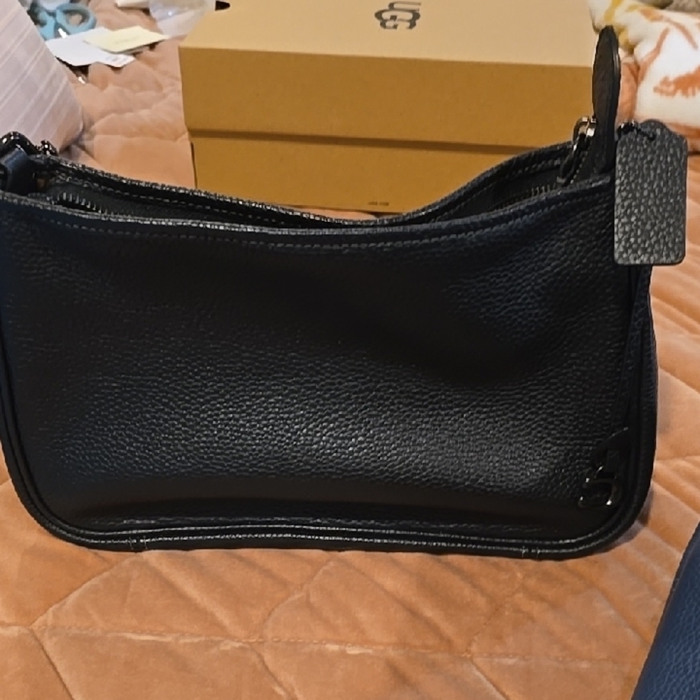 Coach Black Leather Shoulder Bag With crossbody Strap.